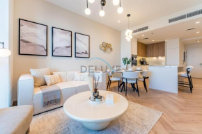 Upscale 1BR with Picturesque Marina Views by Deluxe Holiday Homes